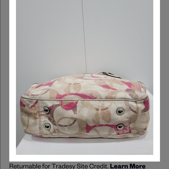 Blue on the inside - Picture 3 of 8